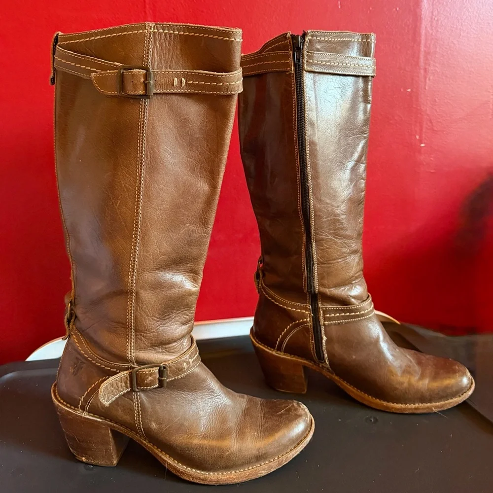 Frye Brown Leather Heeled Boots - Picture 2 of 6
